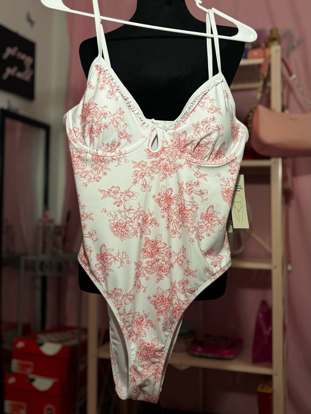 BRAND NEW! No Boundaries White and Hot Pink Floral Print One-Piece Swimsuit🩷🩱